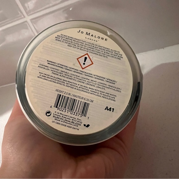 JO MALONE - WOODSAGE AND SEA SALT CANDLE - Picture 3 of 3